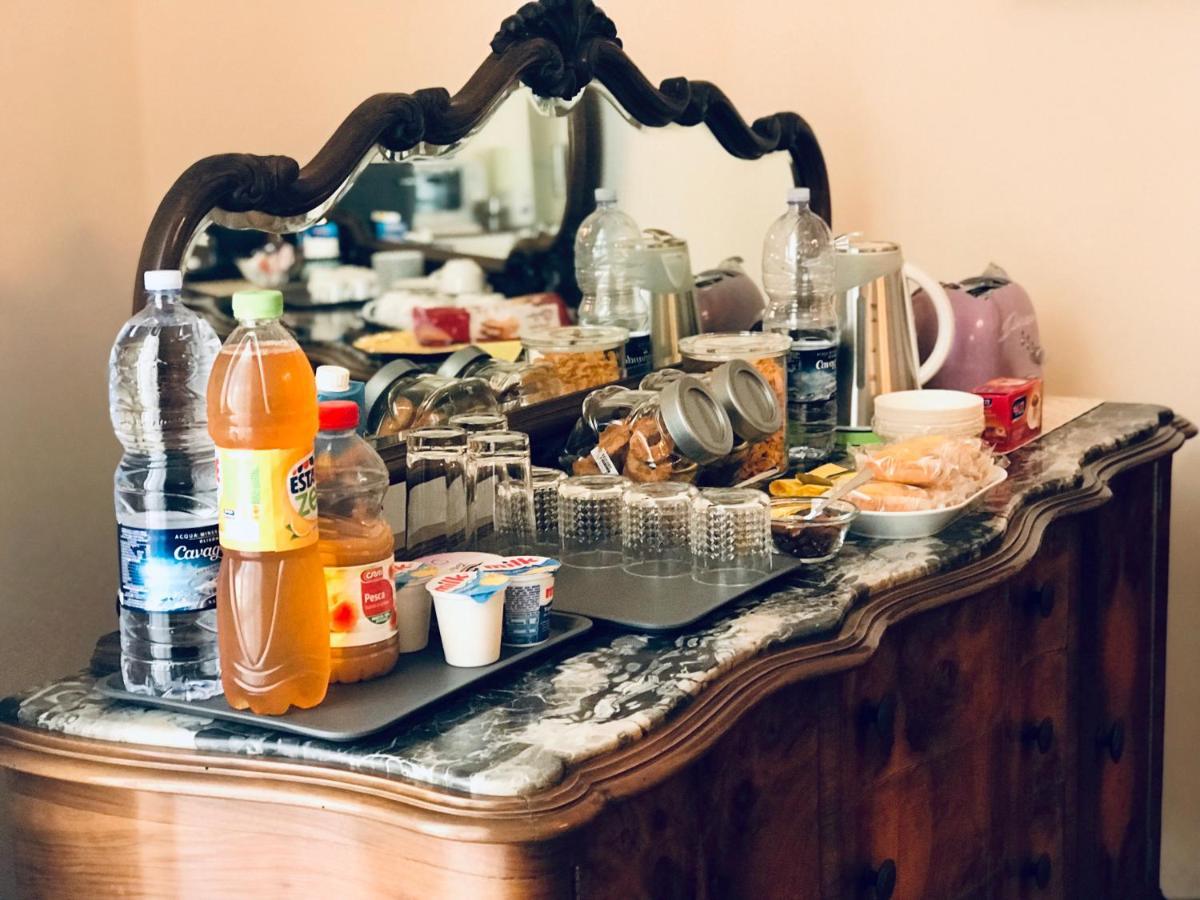 Casa Del Marchese B&B Riposto Eksteriør billede