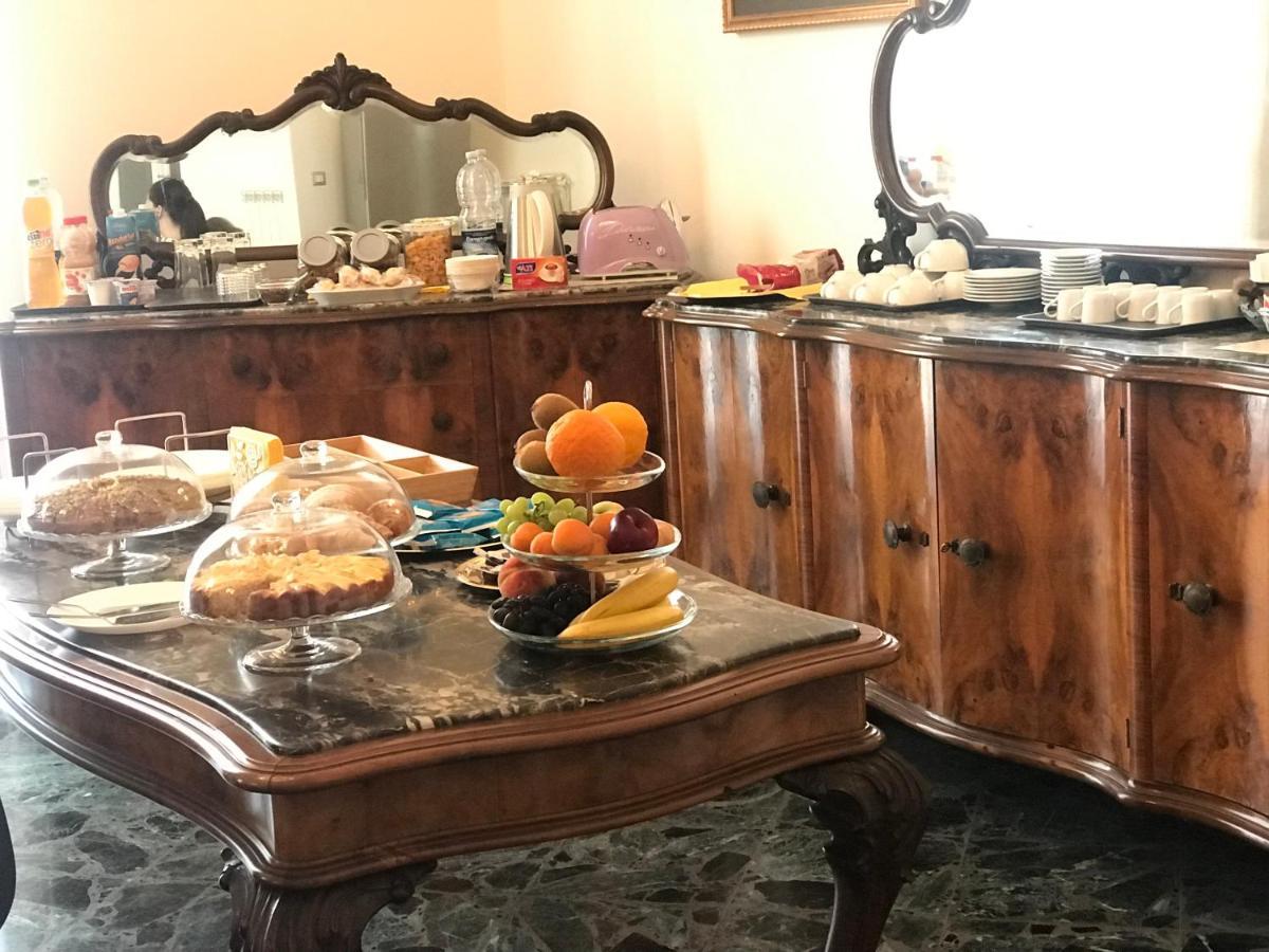 Casa Del Marchese B&B Riposto Eksteriør billede