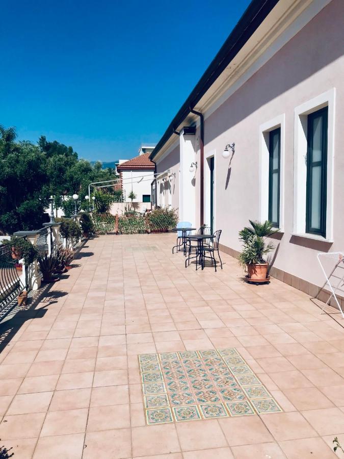 Casa Del Marchese B&B Riposto Eksteriør billede