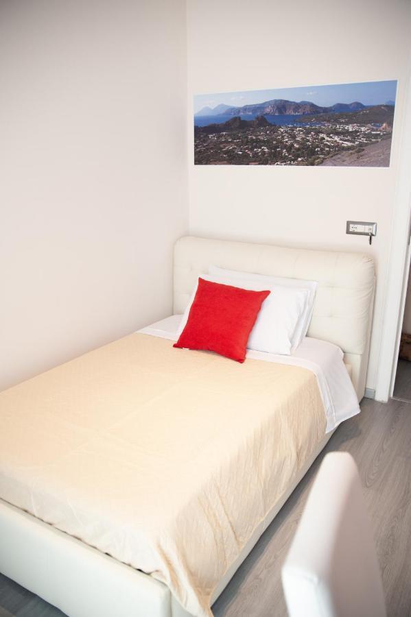Casa Del Marchese B&B Riposto Eksteriør billede